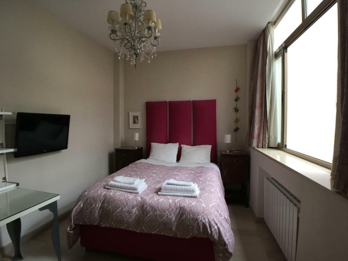 Guest House Europa 12 塞维利亚 外观 照片